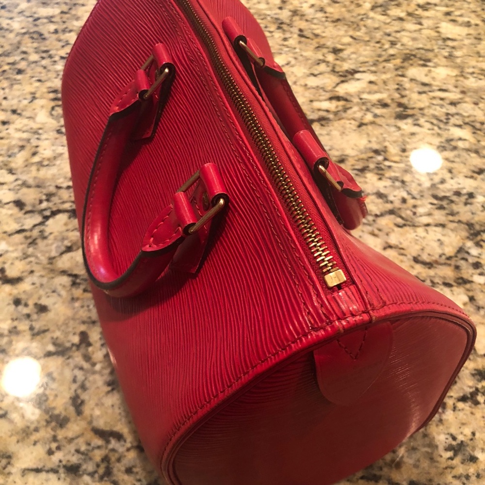 Red Louis Vuitton Speedy 25 Epi Handbag Purse Tote - Picture 8 of 8